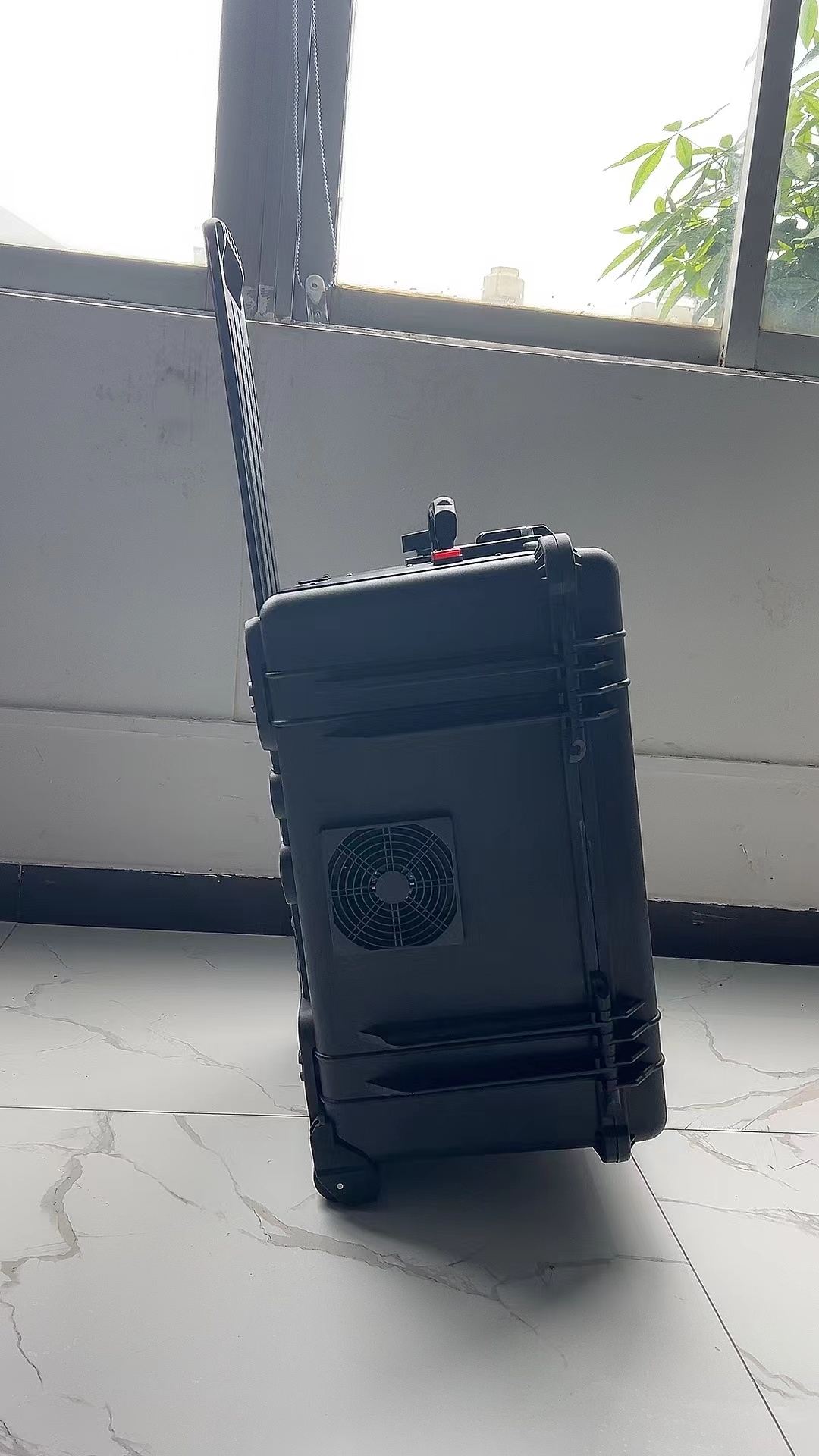 池州手拉箱型移动通信干扰器